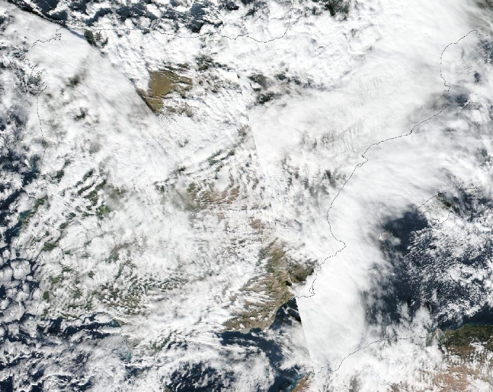 True-colour satellite image of the Iberian Peninsula and the Balearic Islands on 7 December 2020