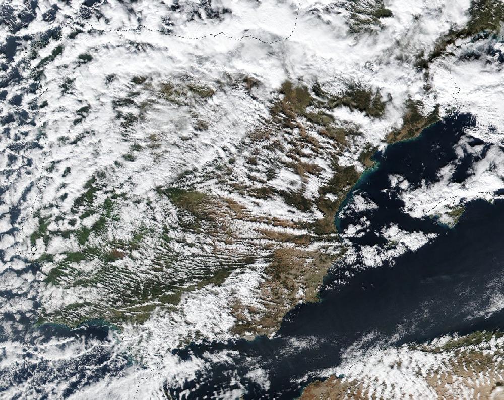 True-colour satellite image of the Iberian Peninsula and the Balearic Islands on 17 January 2023